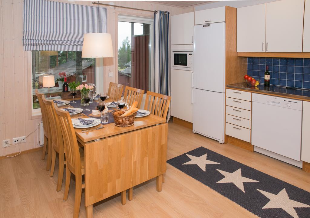 Leksand Strand Camping Och Resort Bilik gambar